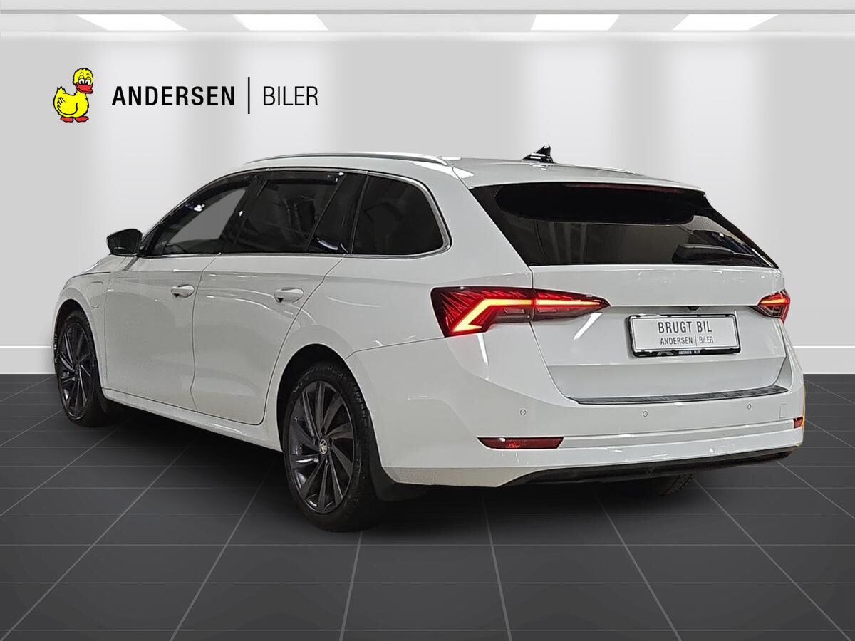 Billede af Skoda Octavia Combi 1,4 TSI  Plugin-hybrid iV Plus iV DSG 204HK Stc 6g Aut.