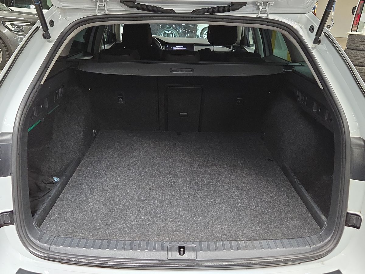 Billede af Skoda Octavia Combi 1,4 TSI  Plugin-hybrid iV Plus iV DSG 204HK Stc 6g Aut.