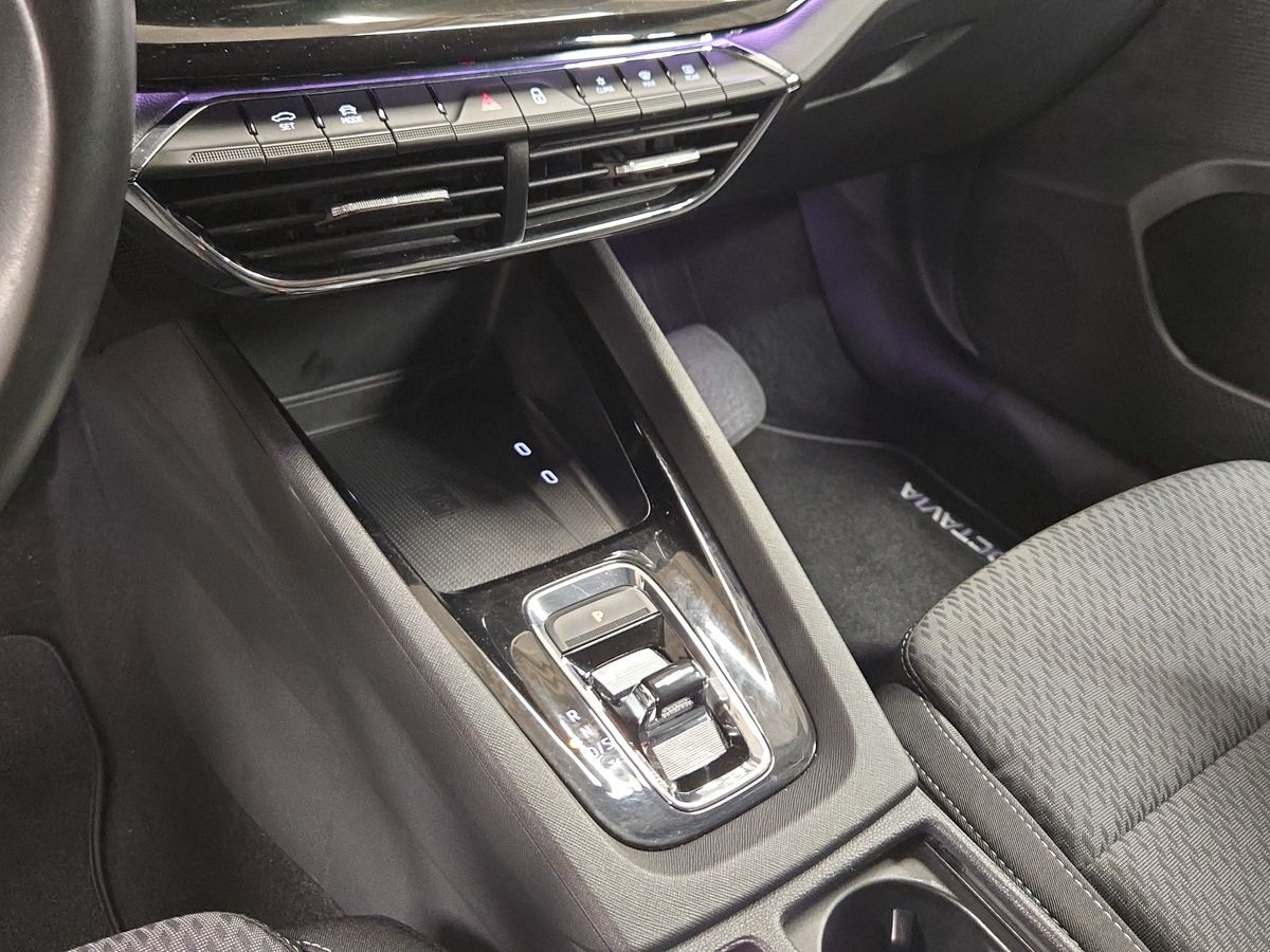 Billede af Skoda Octavia Combi 1,4 TSI  Plugin-hybrid iV Plus iV DSG 204HK Stc 6g Aut.