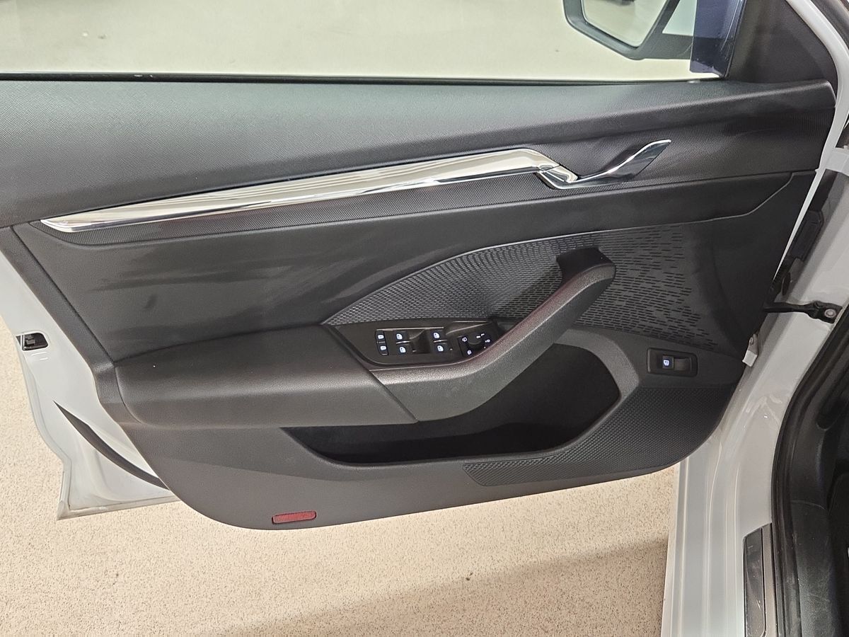 Billede af Skoda Octavia Combi 1,4 TSI  Plugin-hybrid iV Plus iV DSG 204HK Stc 6g Aut.