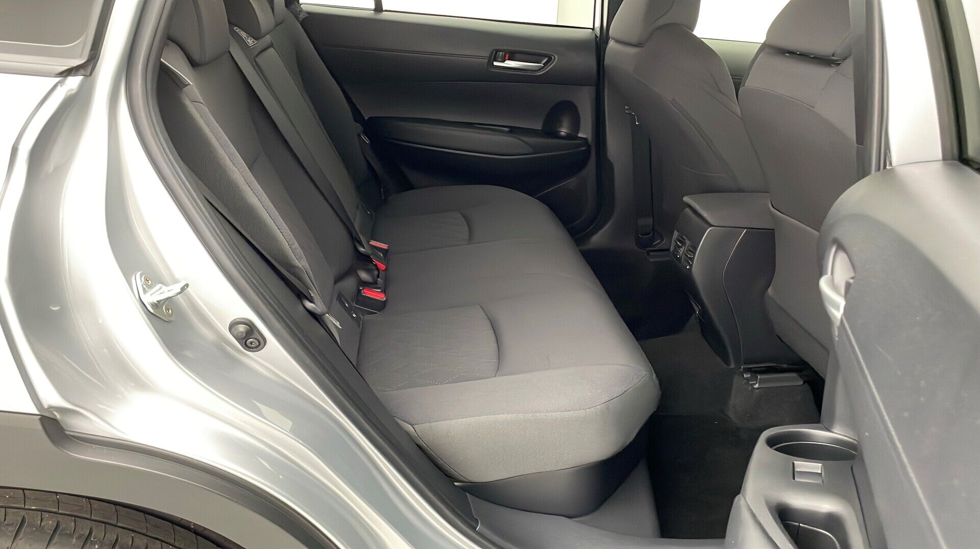 Billede af Toyota Corolla Cross 1,8 Hybrid Style Comfort 140HK 5d Aut.