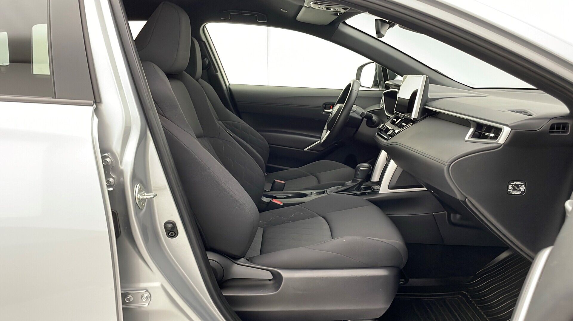 Billede af Toyota Corolla Cross 1,8 Hybrid Style Comfort 140HK 5d Aut.