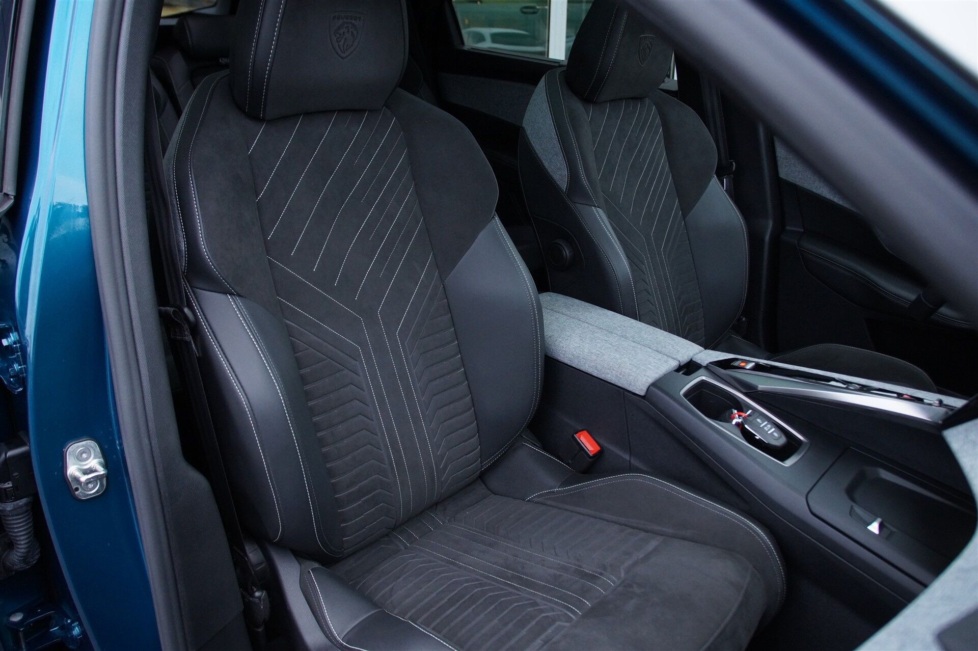 Billede af Peugeot e-5008 EL GT Pack 210HK 5d Aut.