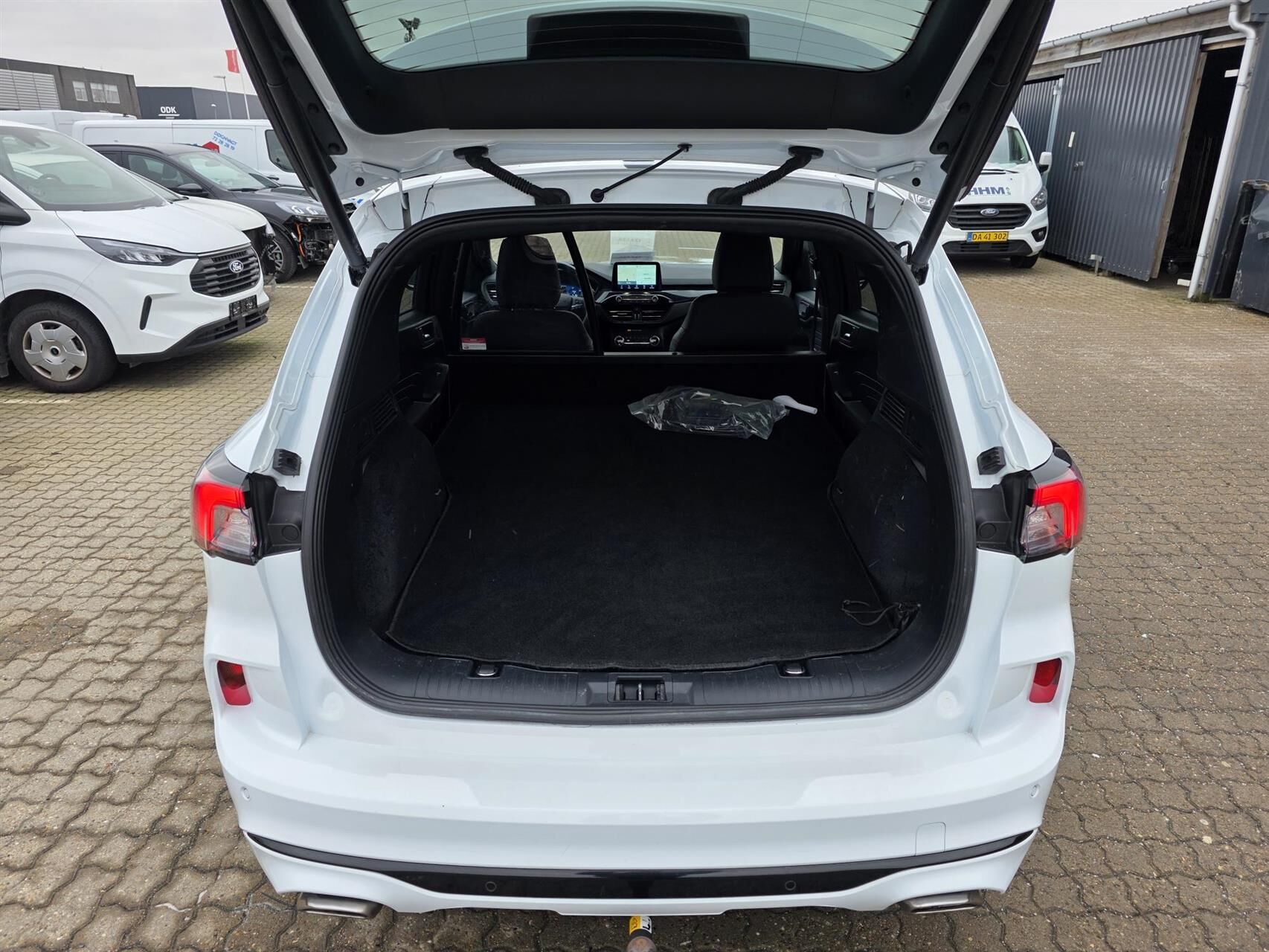 Billede af Ford Kuga 2,5 Plugin-hybrid ST-Line X CVT 225HK 5d Trinl. Gear