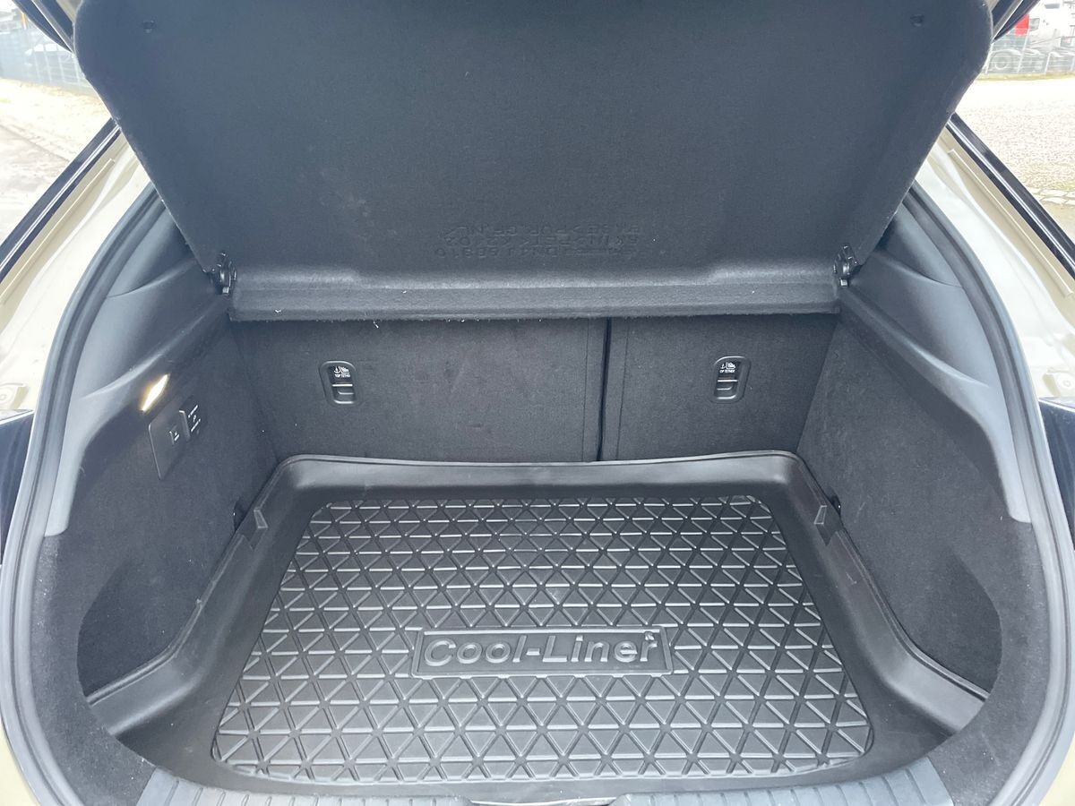 Billede af Mazda MX-30 0,8 e-Skyactiv R-EV  Plugin-hybrid Makoto 170HK 5d Trinl. Gear