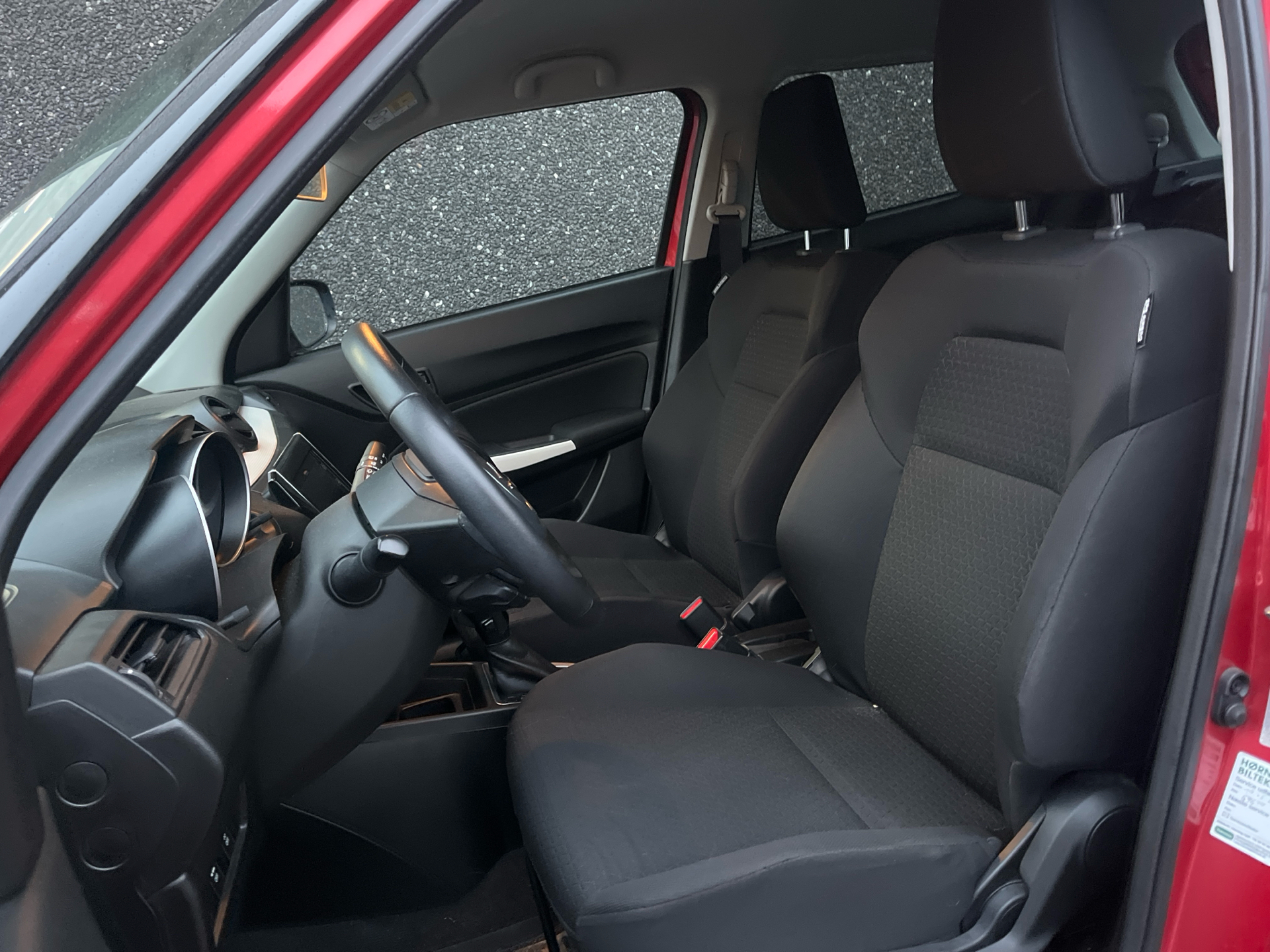 Billede af Suzuki Swift 1,2 Dualjet Action AEB CVT 90HK 5d Aut.