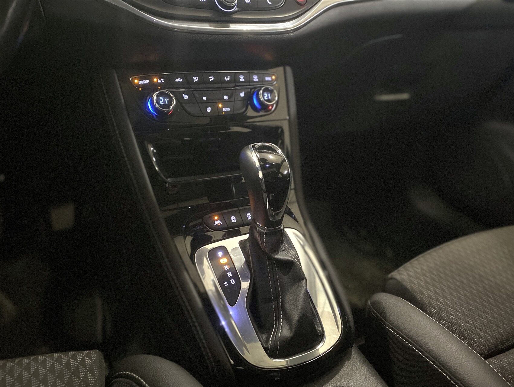 Billede af Opel Astra Sports Tourer 1,4 Turbo Innovation Start/Stop 150HK Stc 6g Aut.