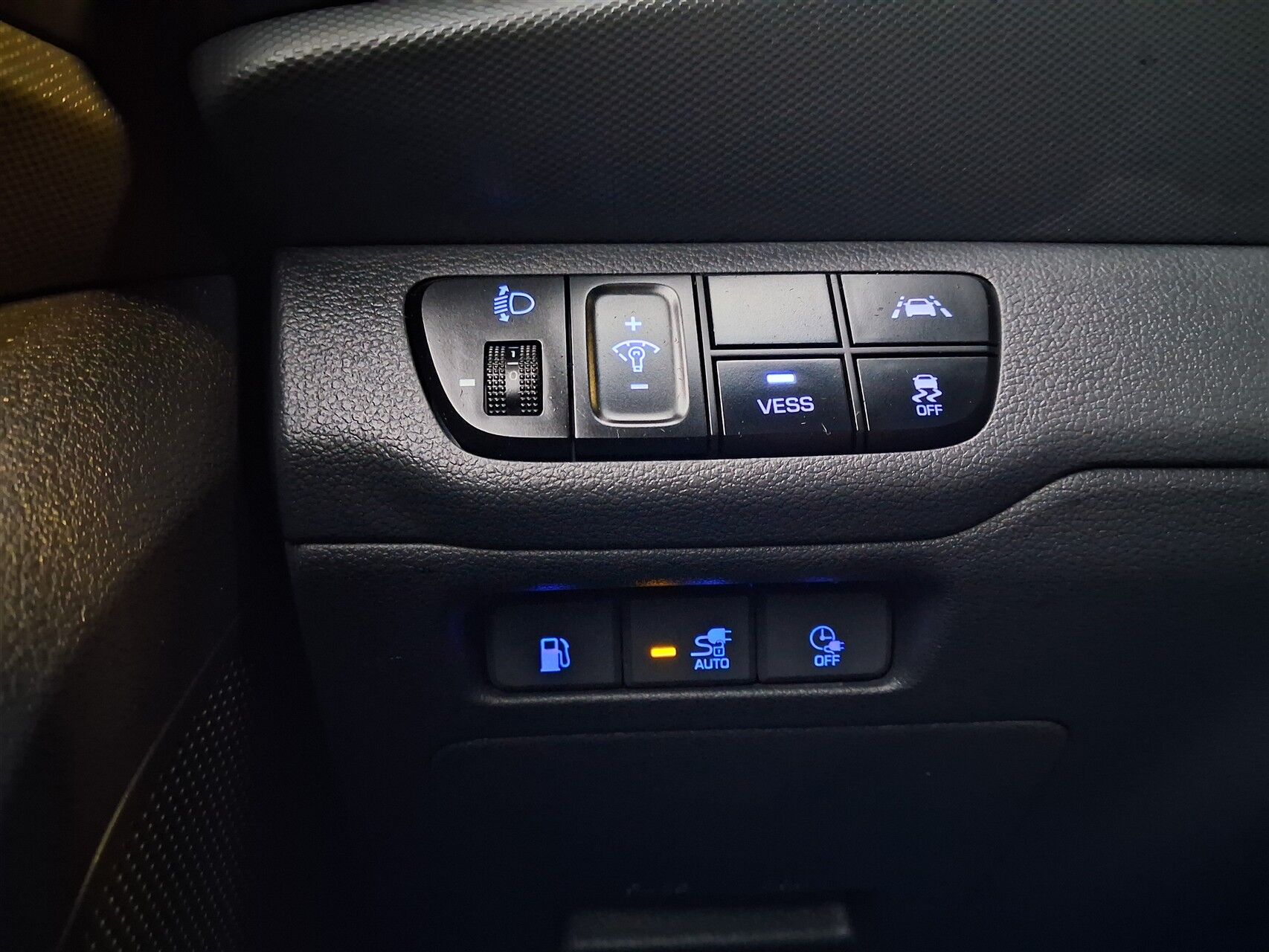 Billede af Hyundai Ioniq 1,6 GDI  Plugin-hybrid Trend plug-in 141HK 5d 6g Aut.