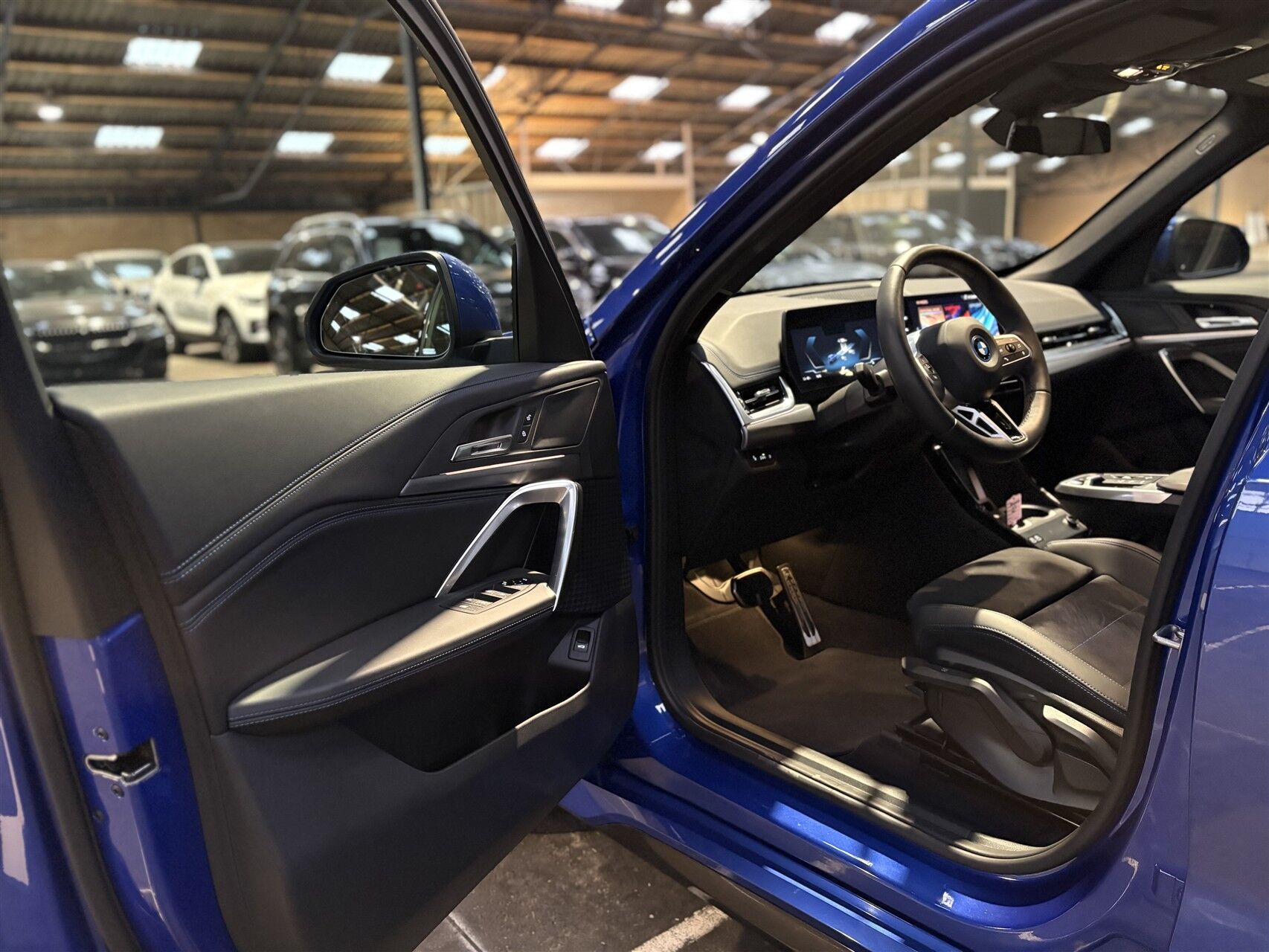 Billede af BMW iX1 eDrive20 EL M-Sport 204HK 5d Aut.