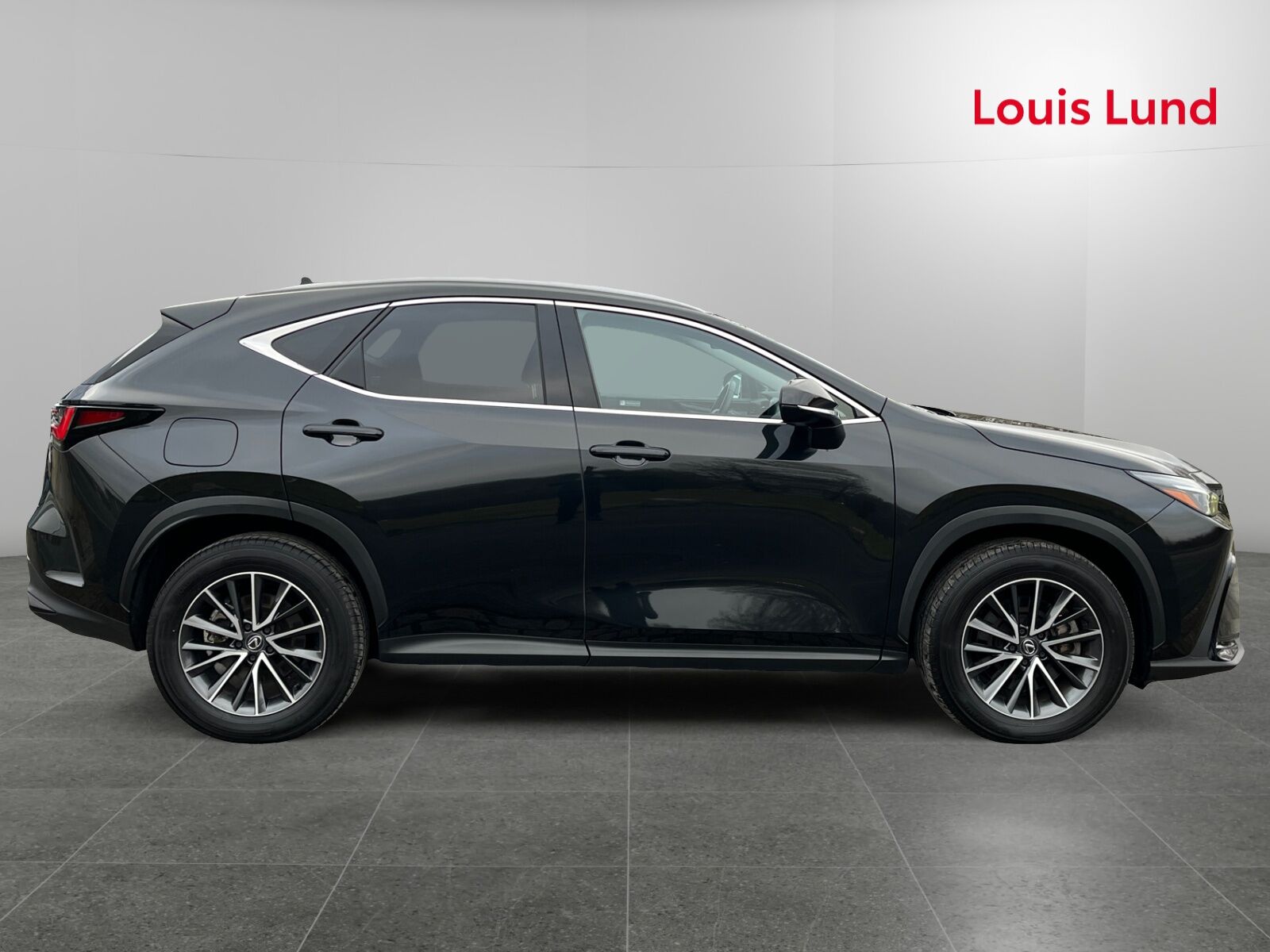 Billede af Lexus NX 450h+ 2,5 Plugin-hybrid Business Plus 4WD 309HK 5d Trinl. Gear