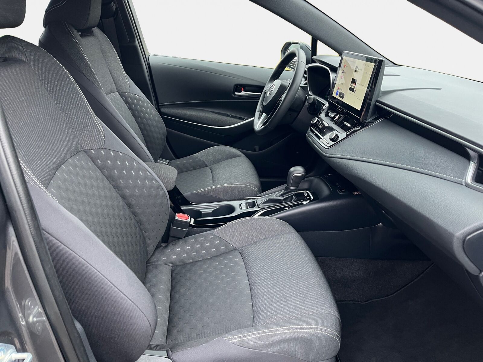 Billede af Toyota Corolla Touring Sports 1,8 Hybrid Active Comfort Plus E-CVT 140HK Stc Trinl. Gear