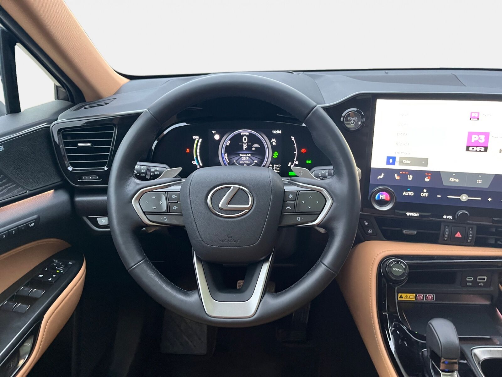 Billede af Lexus NX 450h+ 2,5 Plugin-hybrid Luxury 4WD 309HK 5d Trinl. Gear