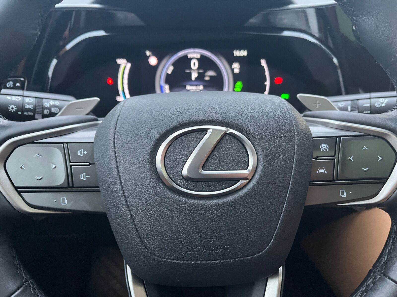 Billede af Lexus NX 450h+ 2,5 Plugin-hybrid Luxury 4WD 309HK 5d Trinl. Gear