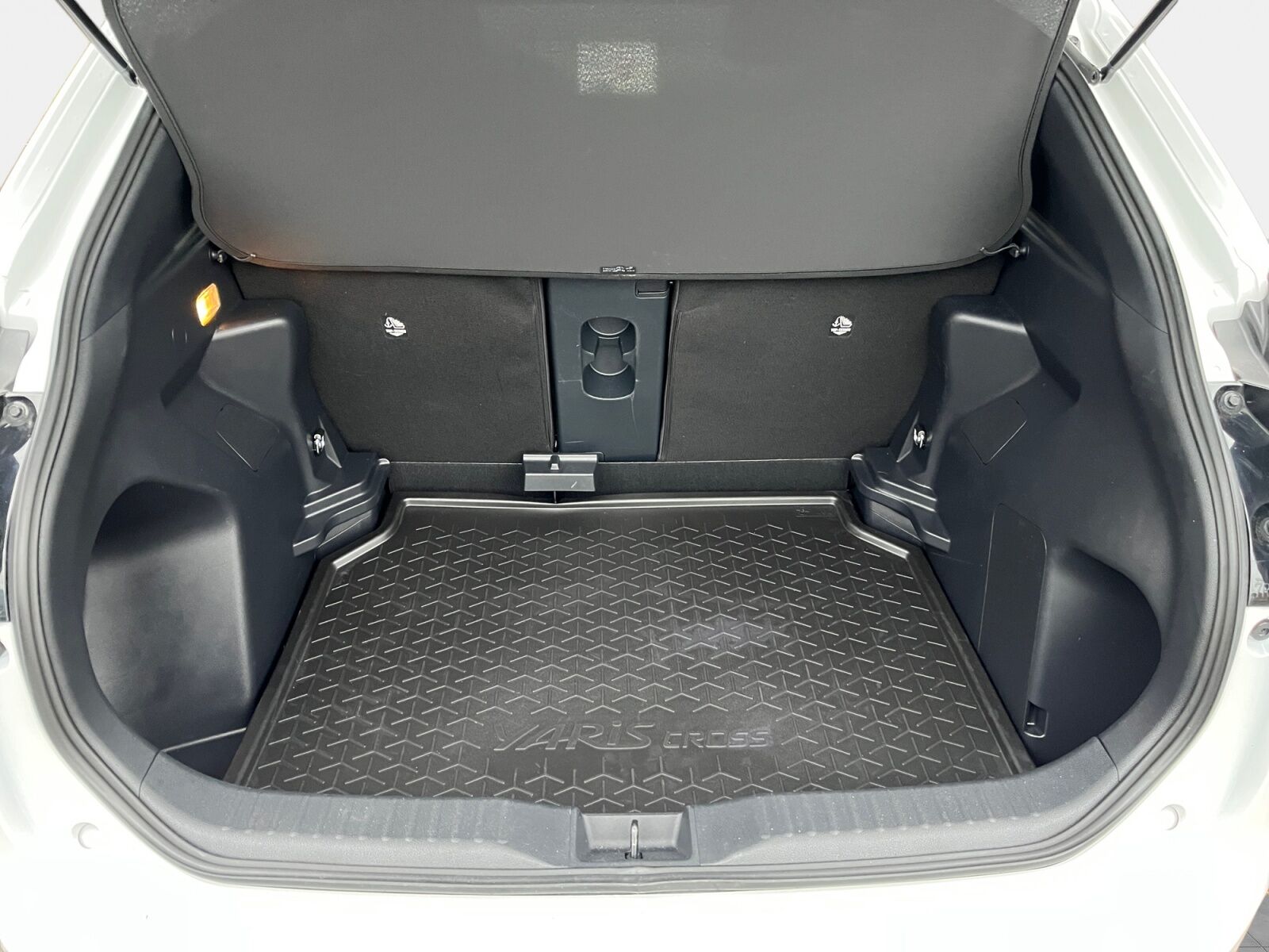 Billede af Toyota Yaris Cross 1,5 Hybrid Style Comfort 116HK 5d Trinl. Gear