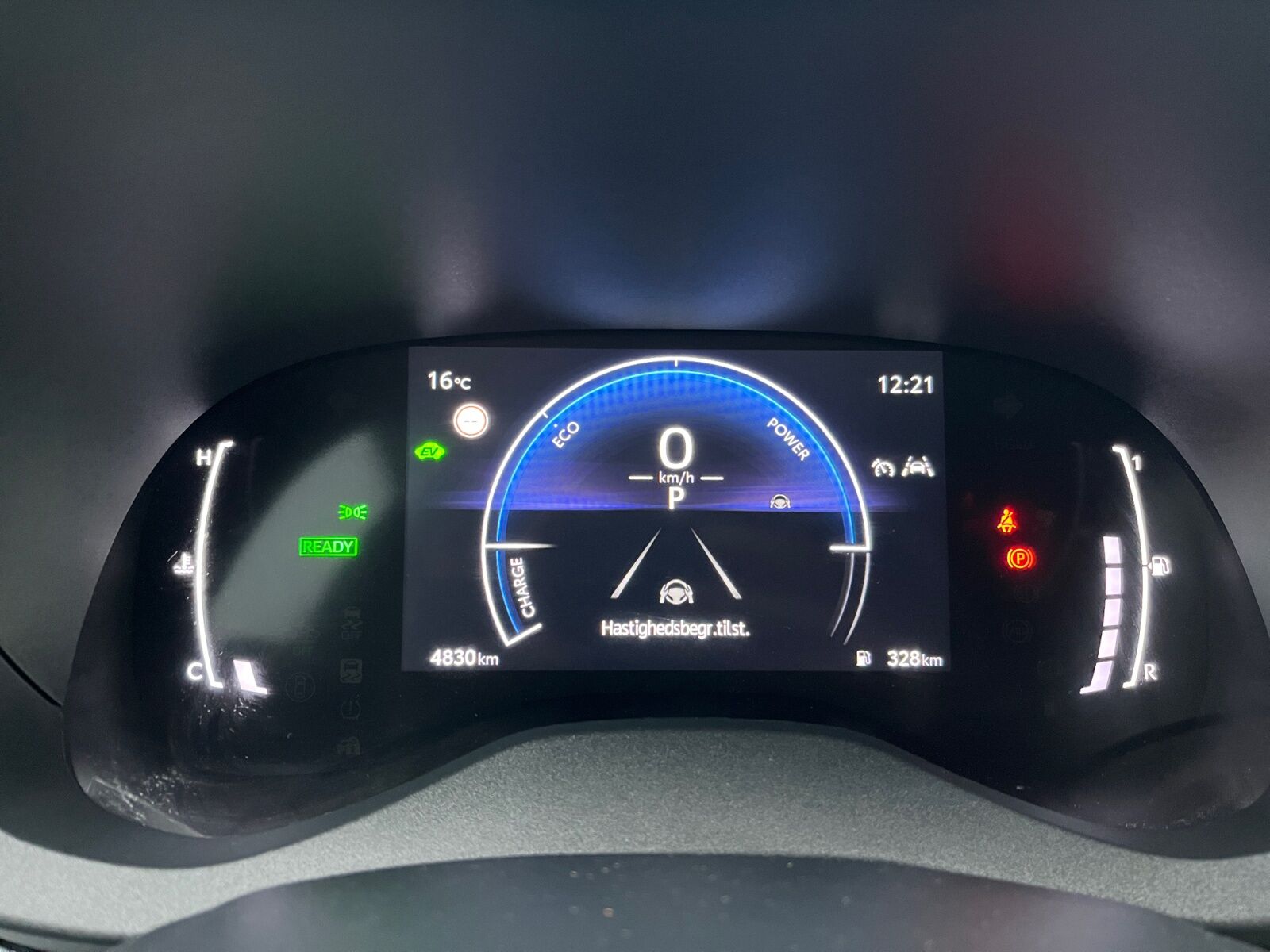 Billede af Toyota Yaris Cross 1,5 Hybrid Style Comfort 116HK 5d Trinl. Gear