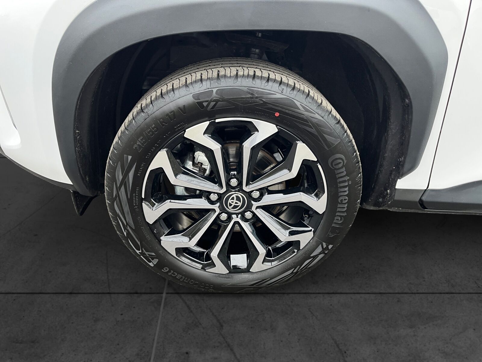 Billede af Toyota Yaris Cross 1,5 Hybrid Style Comfort 116HK 5d Trinl. Gear