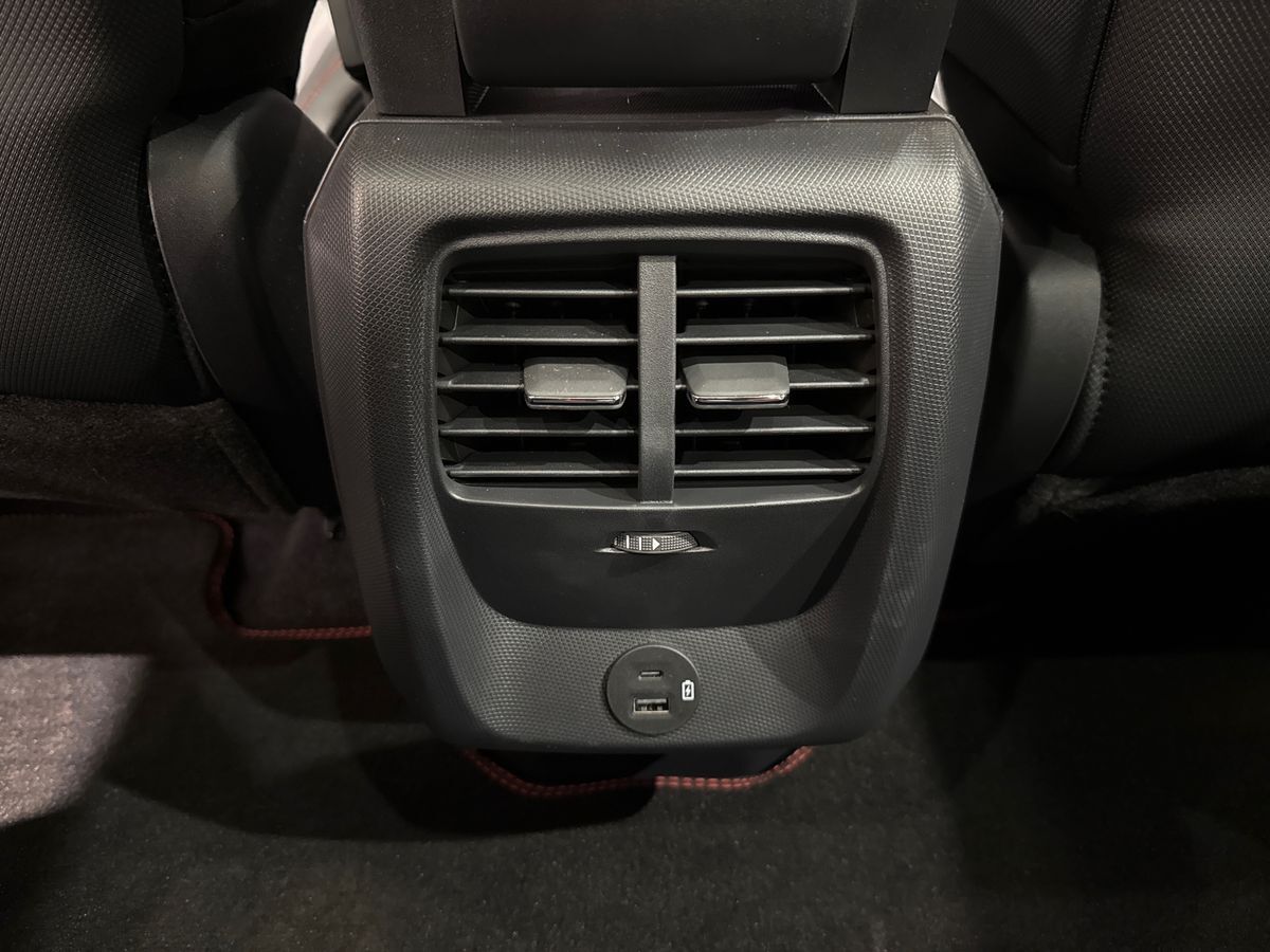 Billede af Ford Mustang Mach-E EL UR Premium AWD 351HK 5d Aut.