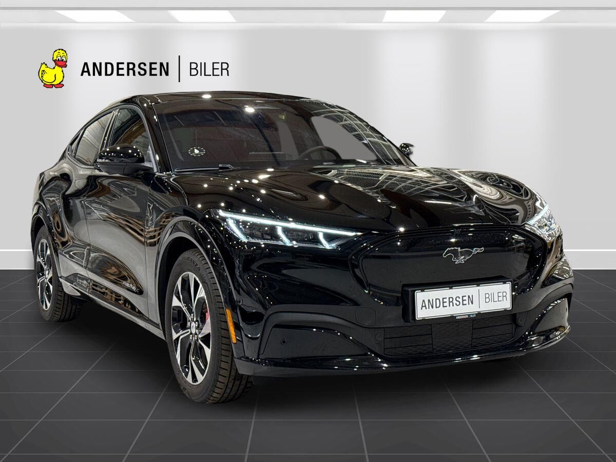 Billede af Ford Mustang Mach-E EL UR Premium AWD 351HK 5d Aut.