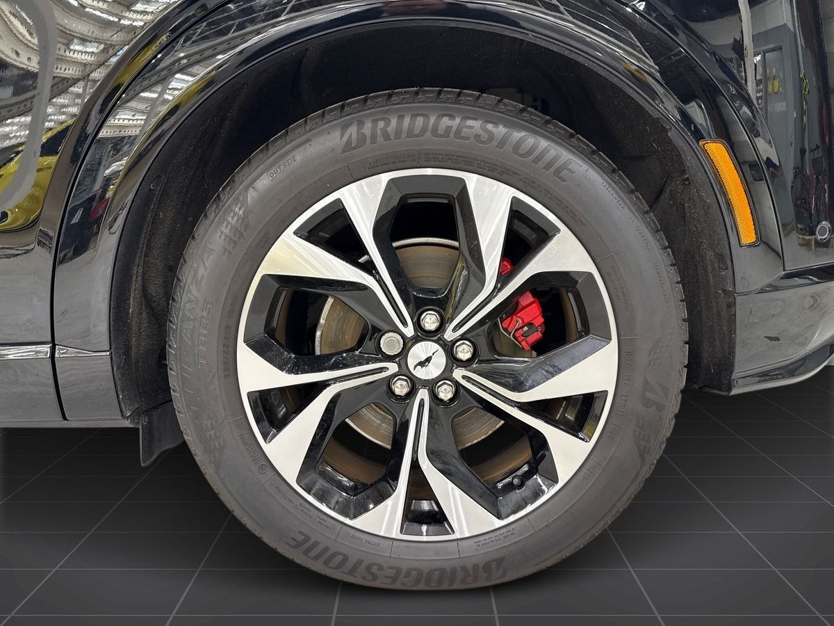 Billede af Ford Mustang Mach-E EL UR Premium AWD 351HK 5d Aut.