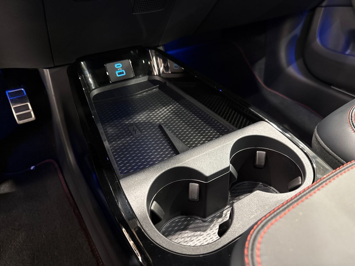 Billede af Ford Mustang Mach-E EL UR Premium AWD 351HK 5d Aut.