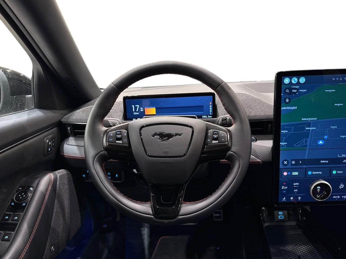 Billede af Ford Mustang Mach-E EL UR Premium AWD 351HK 5d Aut.