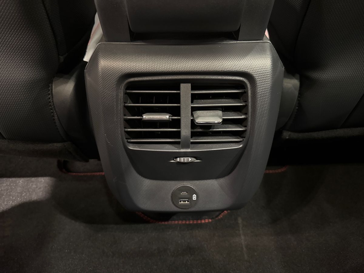 Billede af Ford Mustang Mach-E EL UR Premium AWD 351HK 5d Aut.