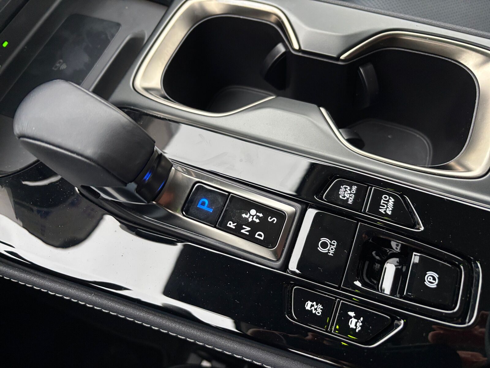 Billede af Lexus NX 450h+ 2,5 Plugin-hybrid Business Plus 4WD 309HK 5d Trinl. Gear