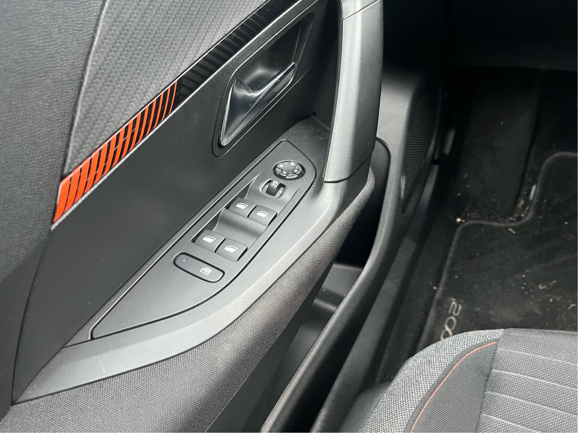 Billede af Peugeot Peugeot 2008 PureTech 130  SUV 