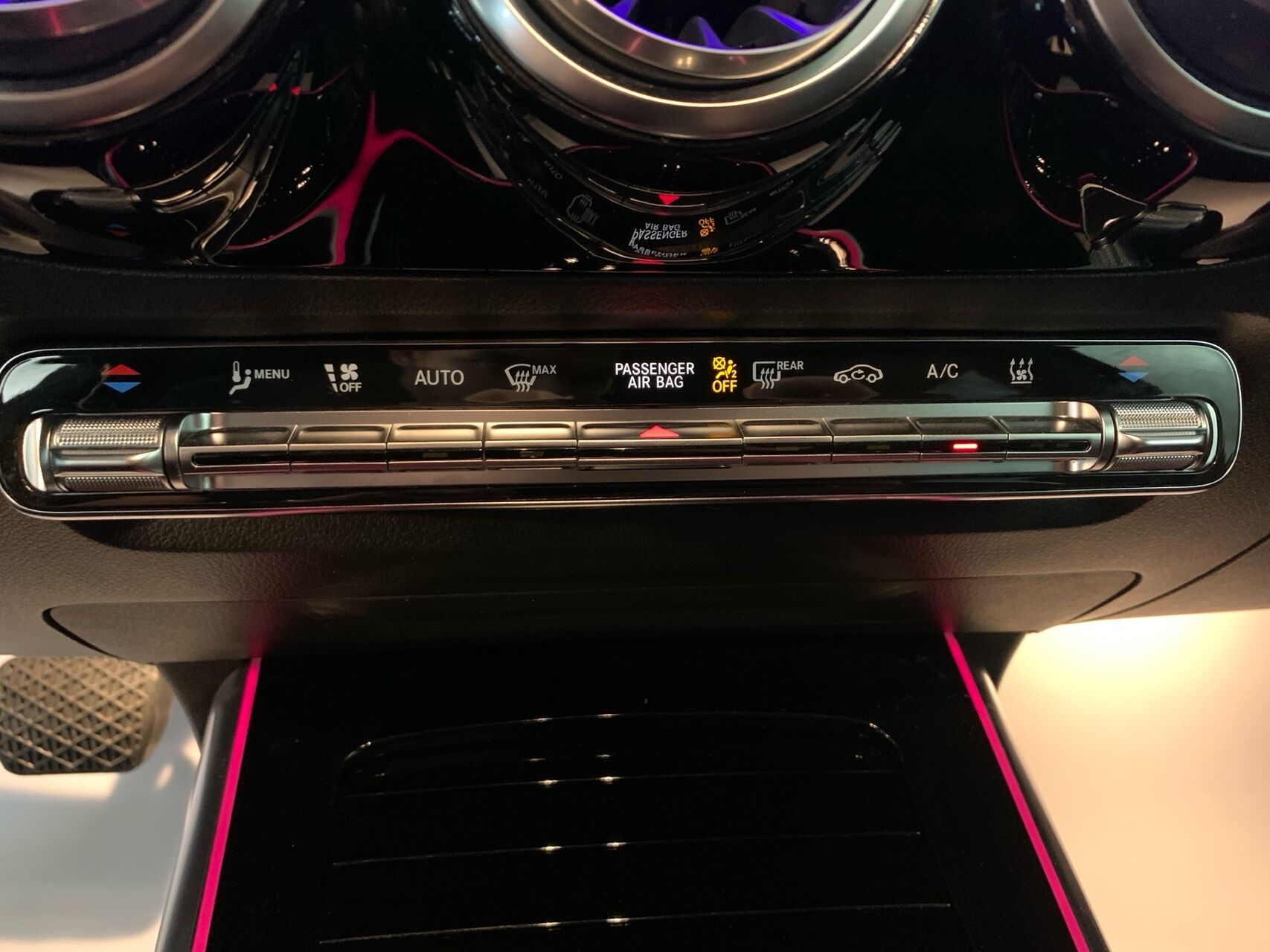 Billede af Mercedes-Benz EQA 250+ EL Progressive 190HK 5d Aut.