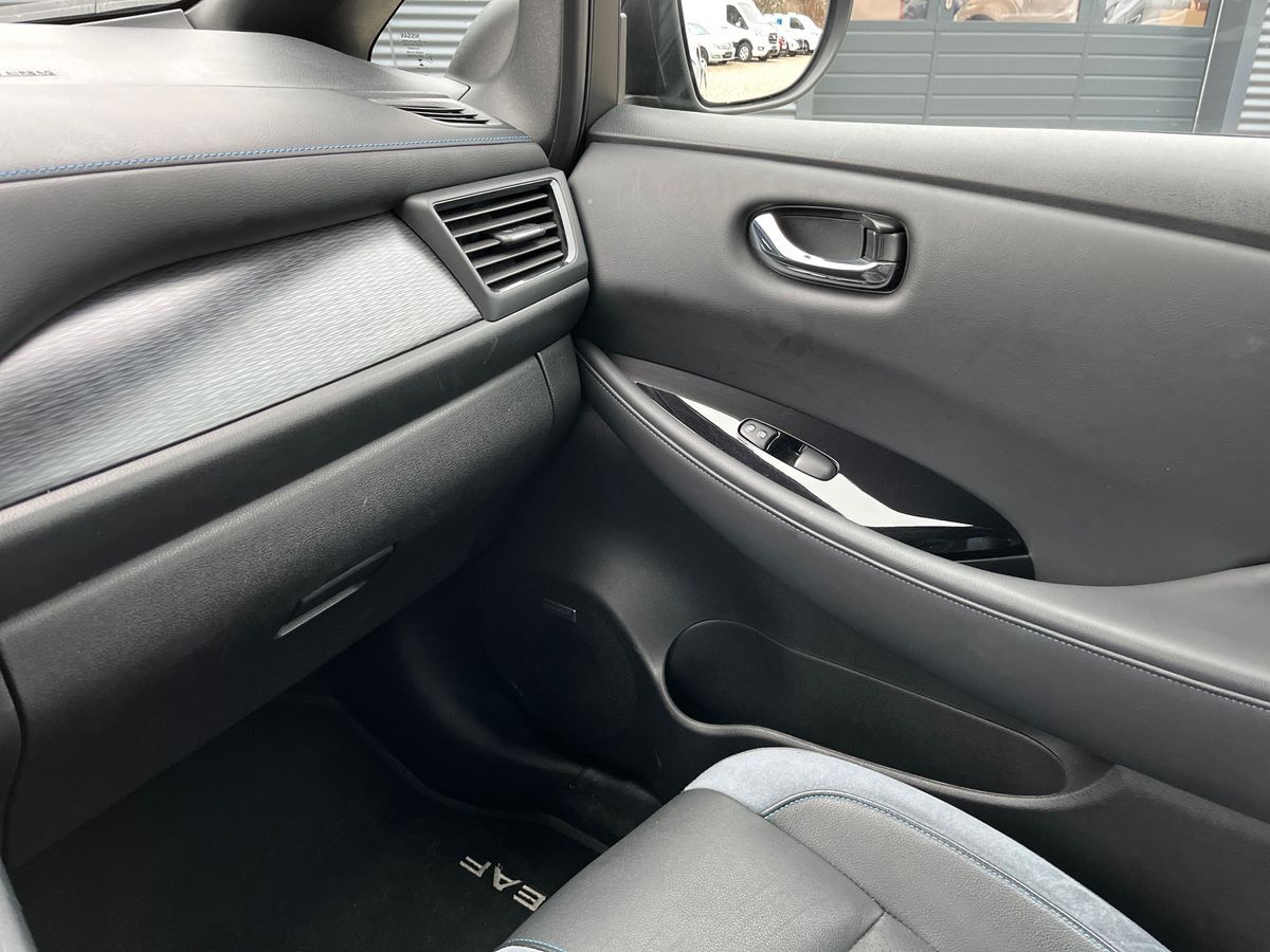Billede af Nissan Leaf EL Tekna 40 kWh 150HK 5d Aut.
