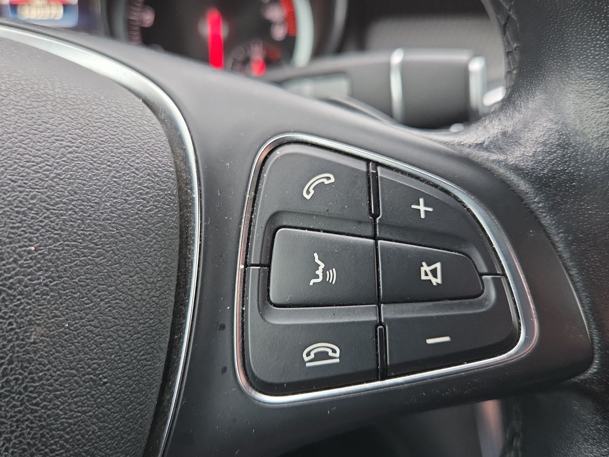 Billede af Mercedes-Benz GLA200 1,6 Progressive 7G-DCT 156HK 5d 7g Aut.