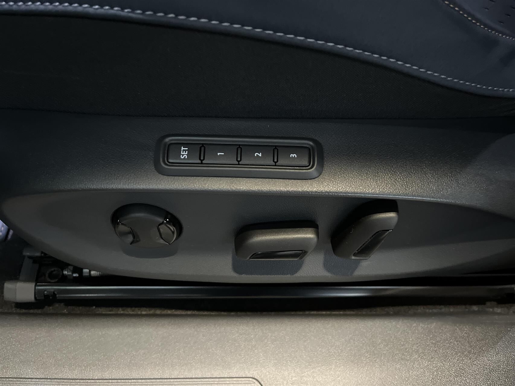 Billede af Cupra Tavascan EL VZ Adrenaline 4X4 340HK 5d Aut.