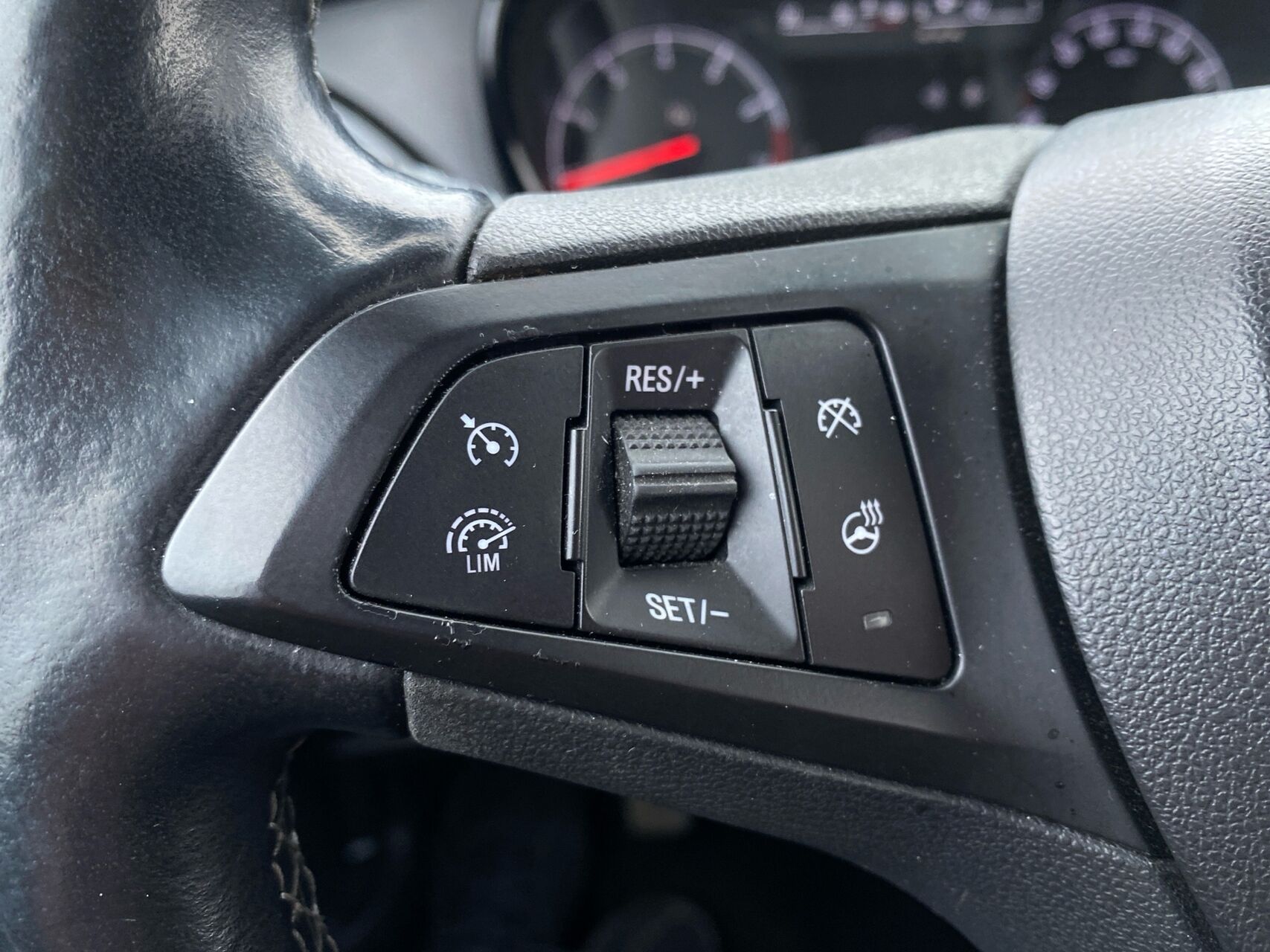 Billede af Opel Karl 1,0 Enjoy 75HK 5d