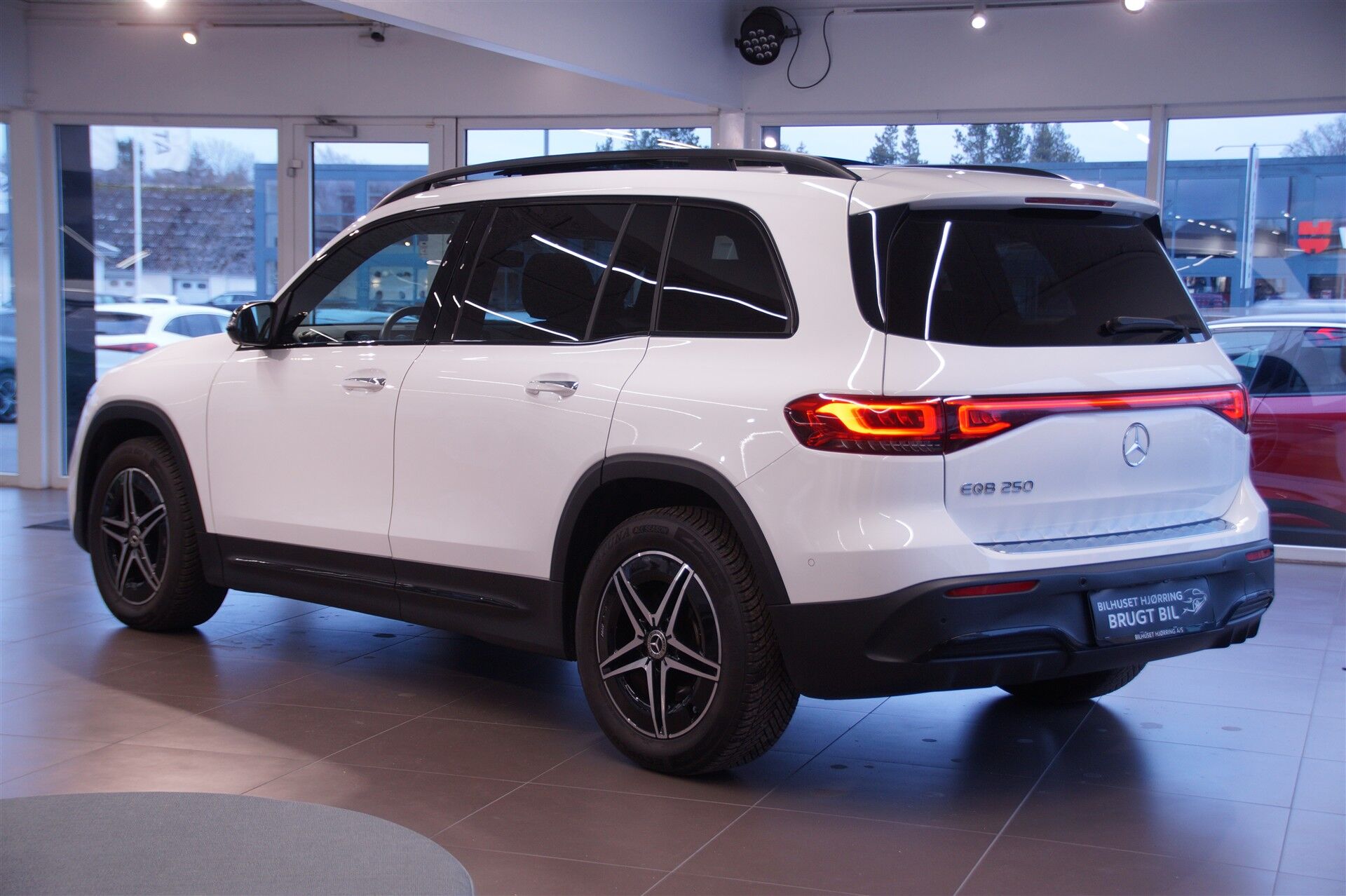 Billede af Mercedes-Benz EQB 250 EL AMG Line 190HK 5d Aut.