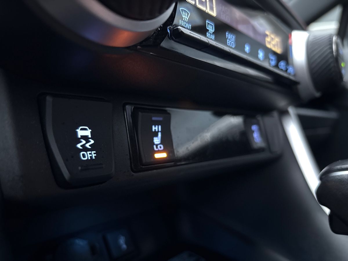 Billede af Toyota RAV4 Plug-in 2,5 Plugin-hybrid H3 Comfort AWD 306HK 5d 6g Aut.