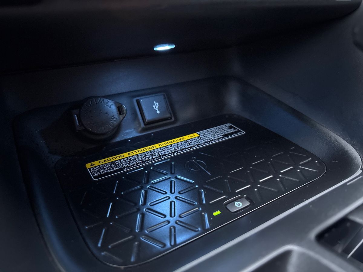 Billede af Toyota RAV4 Plug-in 2,5 Plugin-hybrid H3 Comfort AWD 306HK 5d 6g Aut.