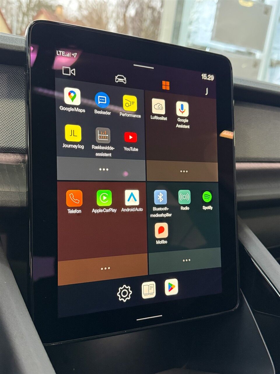 Billede af Polestar 2 EL Long Range Dual motor Plus AWD 421HK 5d Aut.