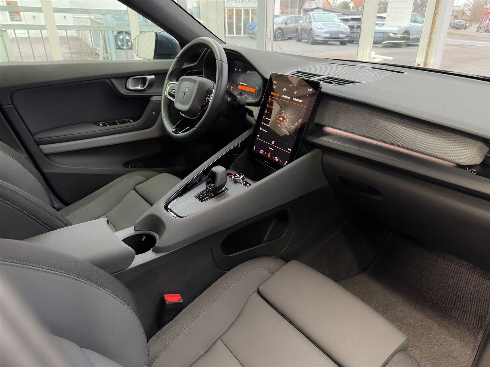 Billede af Polestar 2 EL Long Range Dual motor Plus AWD 421HK 5d Aut.