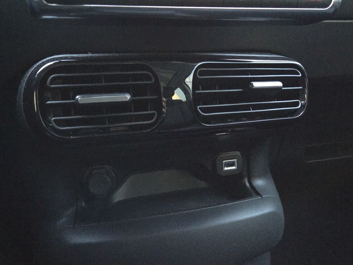 Billede af Citroën C4 Cactus 1,6 Blue HDi Iconic Free start/stop 100HK 5d