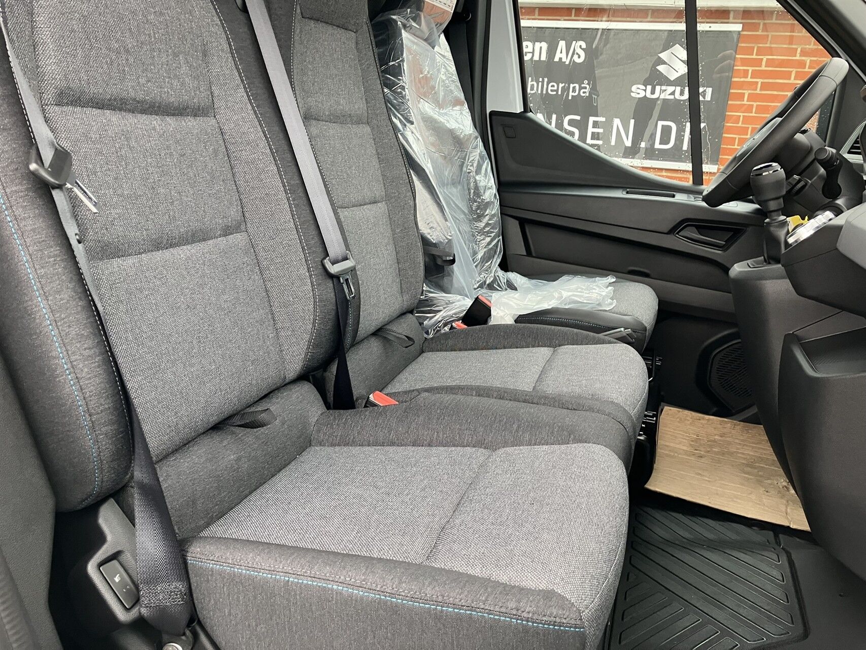 Billede af Nissan Interstar L2H2 2,0 DCi N-Connecta 150HK Van 9g Aut.