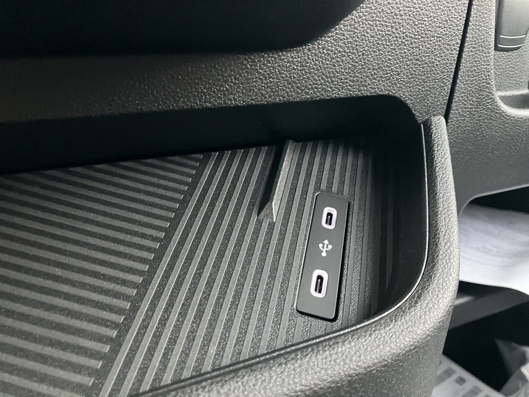 Billede af Nissan Interstar L2H2 2,0 DCi N-Connecta 150HK Van 9g Aut.