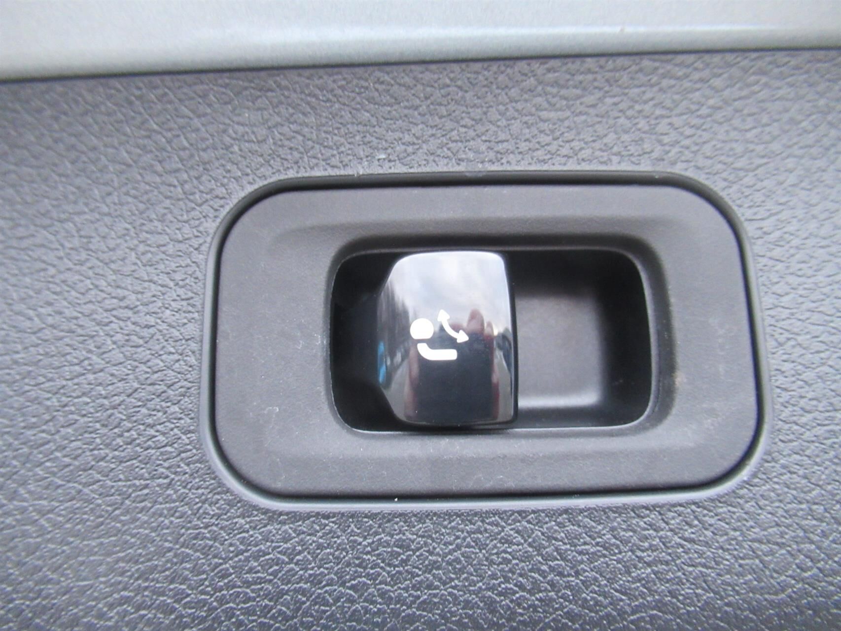 Billede af Mercedes-Benz E300 e T 2,0 Plugin-hybrid Avantgarde Advance Plus 9G-Tronic 313HK Stc 9g Aut.