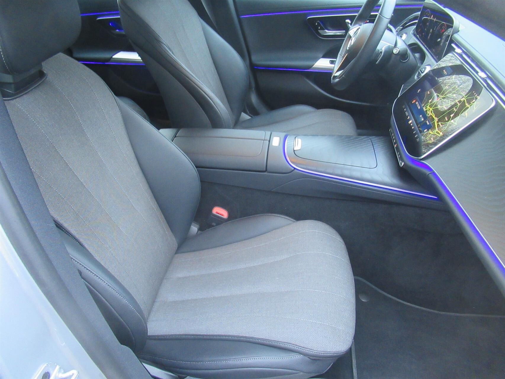 Billede af Mercedes-Benz E300 e T 2,0 Plugin-hybrid Avantgarde Advance Plus 9G-Tronic 313HK Stc 9g Aut.