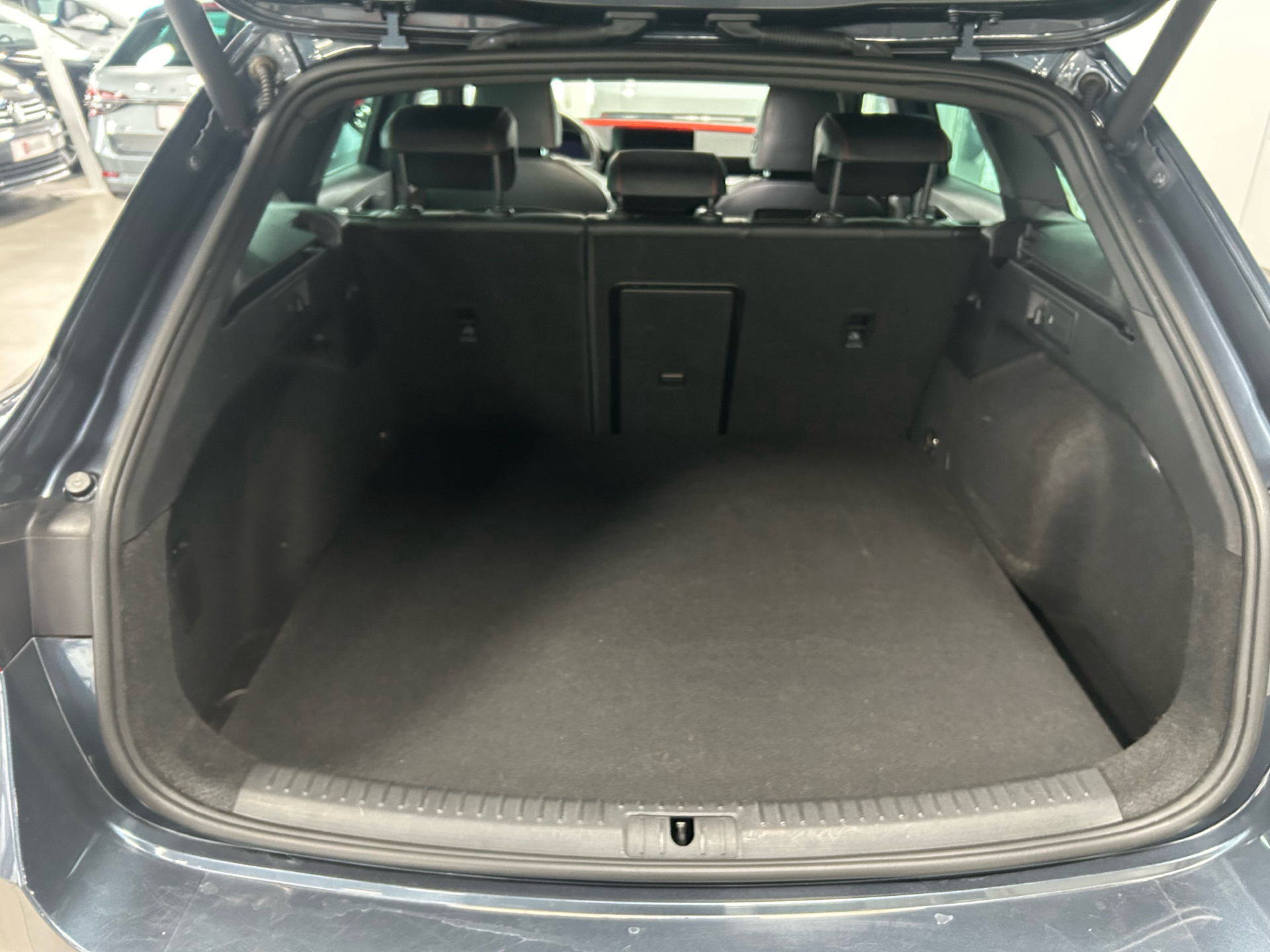 Billede af Seat Leon Sportstourer 1,4 e-Hybrid FR DSG 204HK Stc 6g Aut.