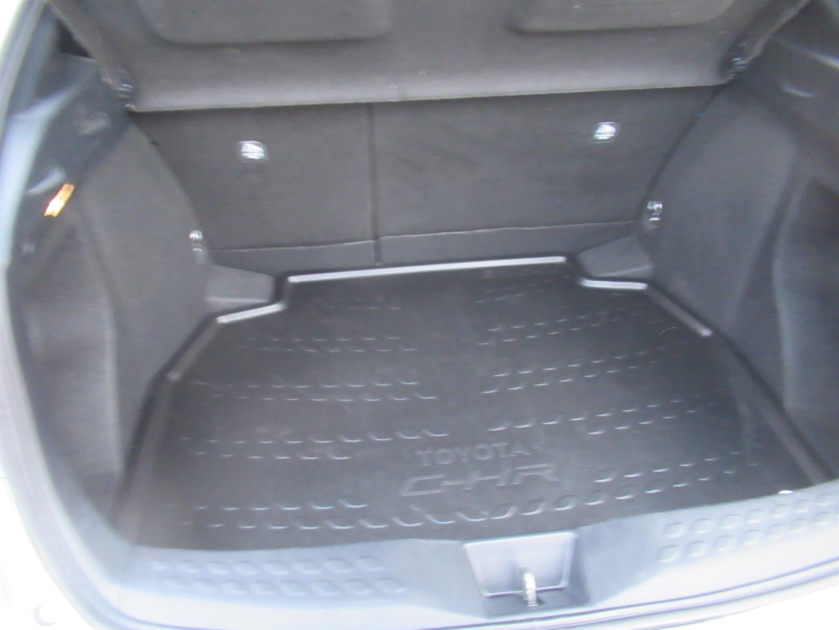 Billede af Toyota C-HR 1,8 Hybrid C-LUB Premium Multidrive S 122HK 5d Aut.