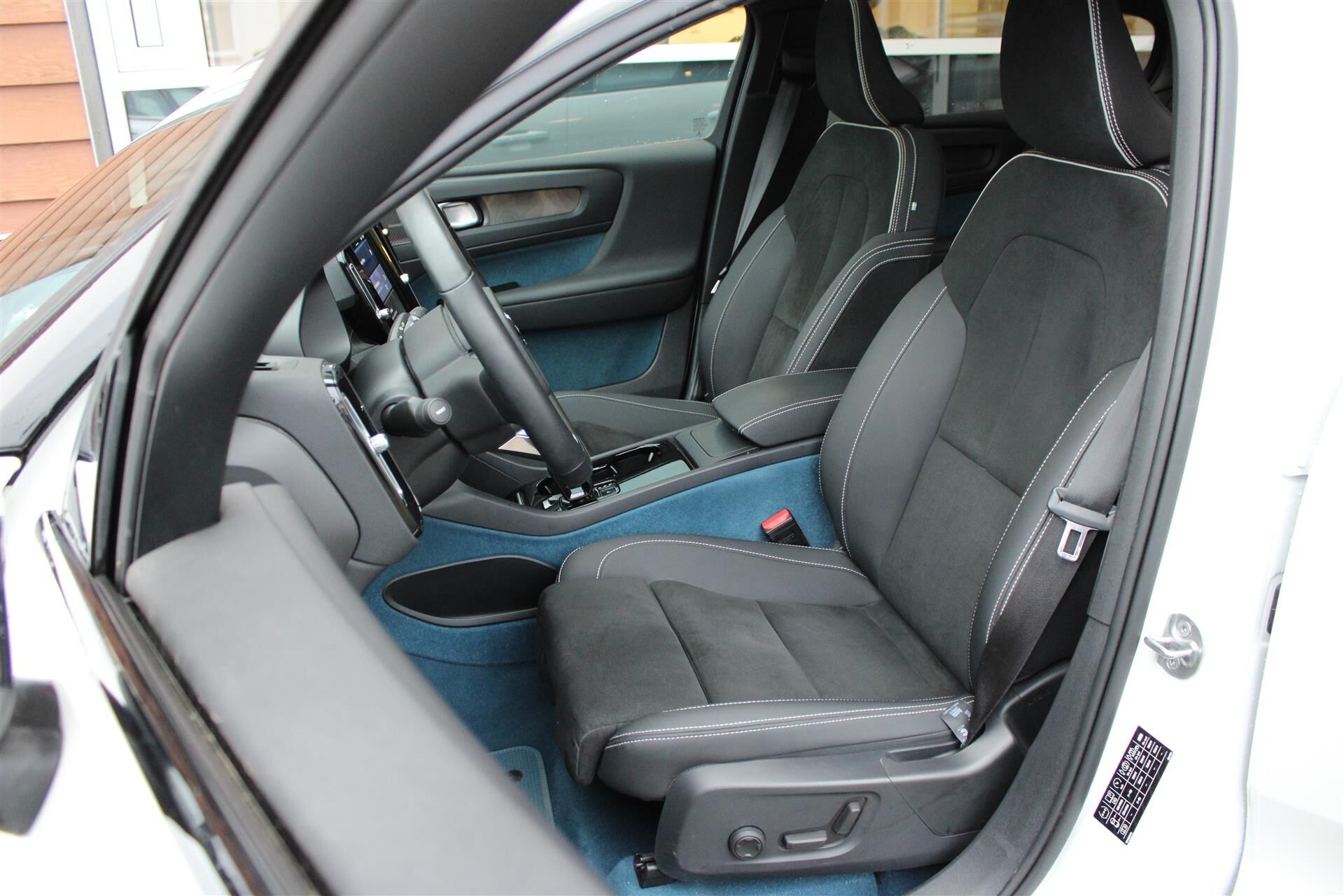 Billede af Volvo C40 P8 Recharge Twin Ultimate AWD 408HK 4d Aut.