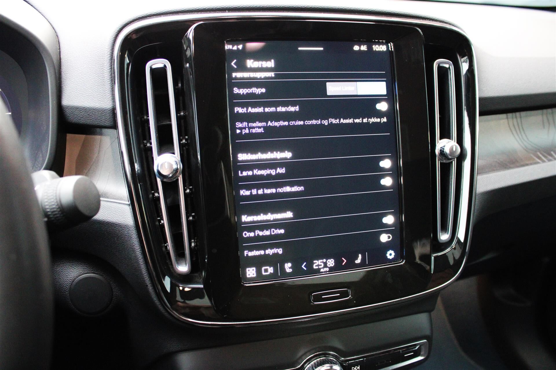 Billede af Volvo C40 P8 Recharge Twin Ultimate AWD 408HK 4d Aut.