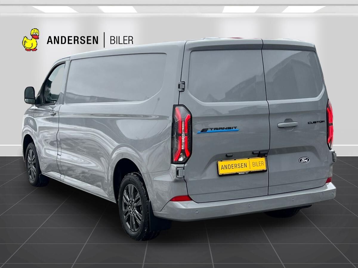 Billede af Ford E-Transit Custom 340 L2H1 EL Limited 218HK Van Aut.
