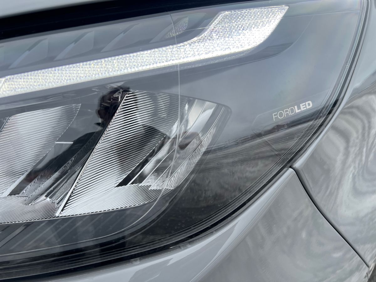 Billede af Ford E-Transit Custom 340 L2H1 EL Limited 218HK Van Aut.