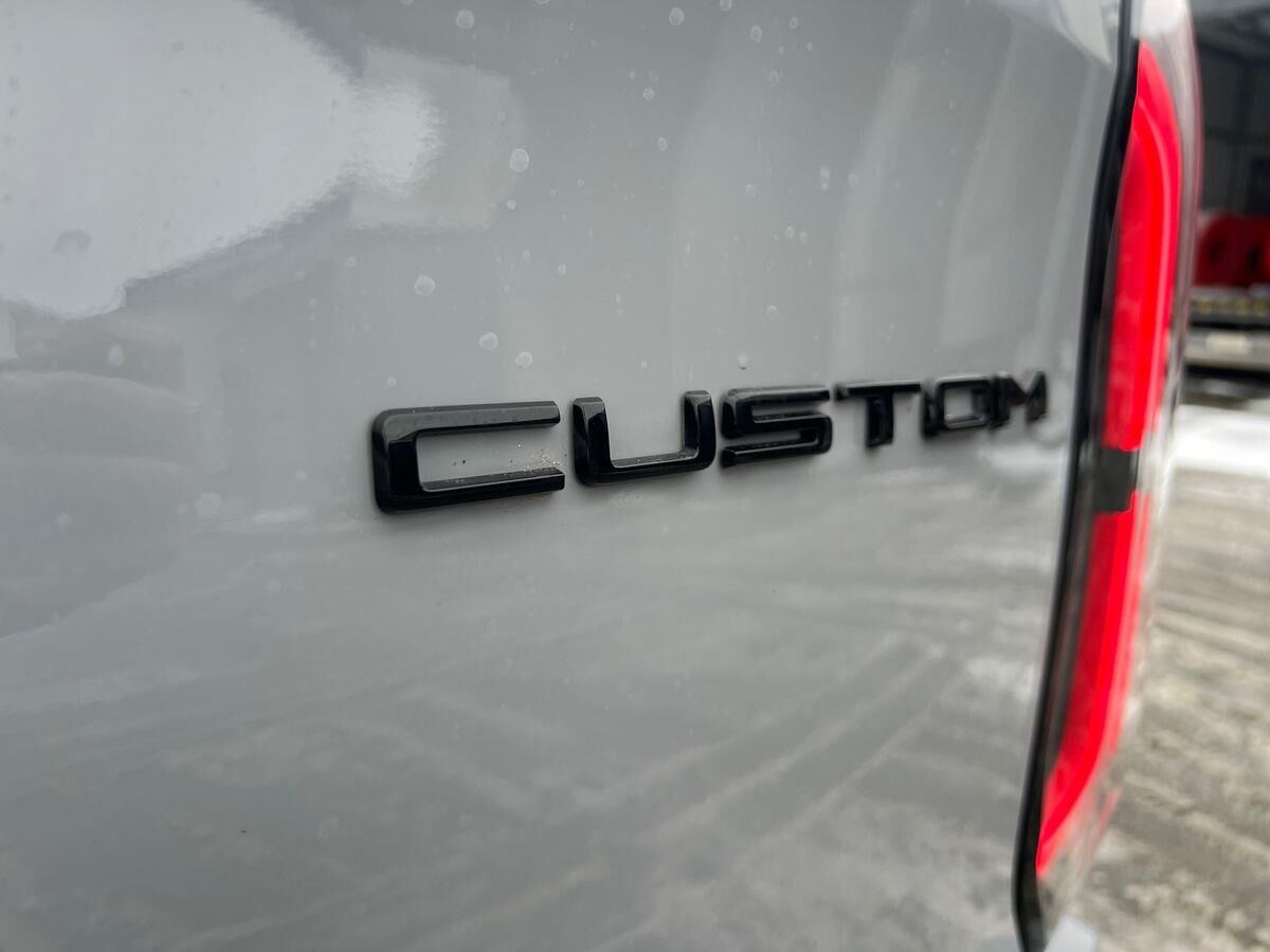 Billede af Ford E-Transit Custom 340 L2H1 EL Limited 218HK Van Aut.